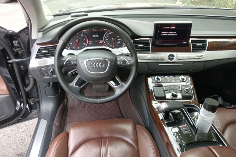 Used Audi A8 2013 A8L 45 TFSI quattro Luxury Model Steering Wheel