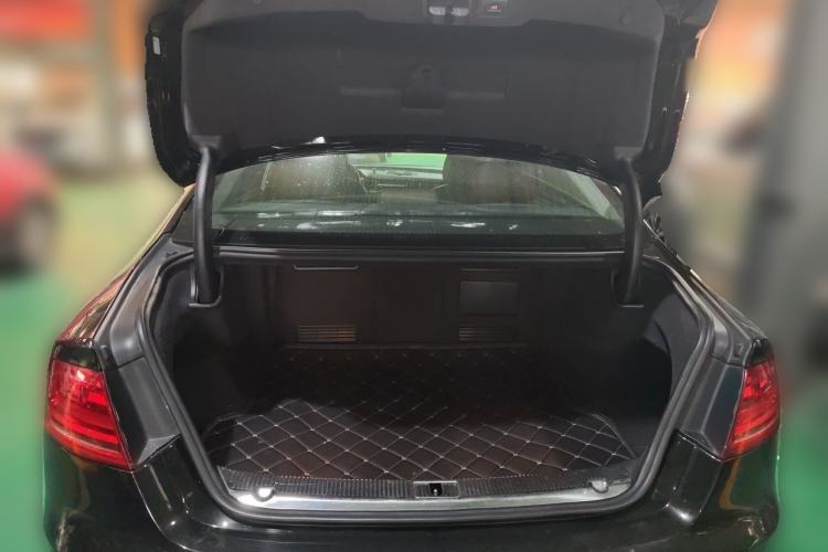 Used Audi A8 2013 A8L 45 TFSI quattro Comfort model Trunk