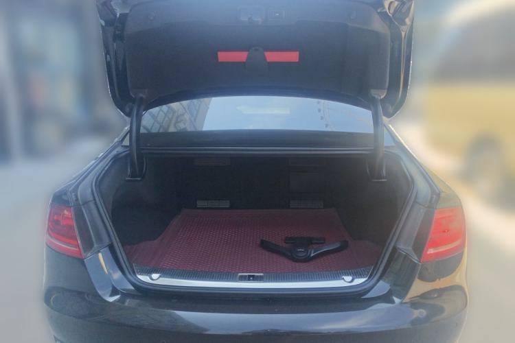 Used Audi A8 2013 A8L 45 TFSI quattro Luxury Model Trunk