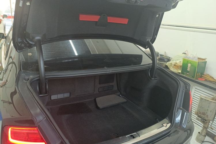 Used Audi A8 2013 A8L 45 TFSI quattro Luxury Model Trunk