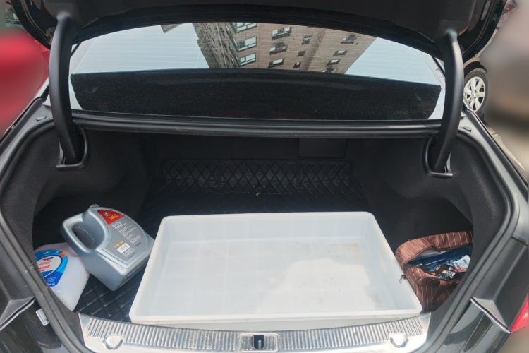 Used Audi A8  Trunk