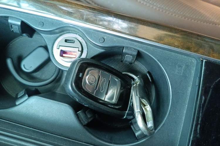 Used Audi A8 2013 A8L 45 TFSI quattro Luxury Model Vehicle Key