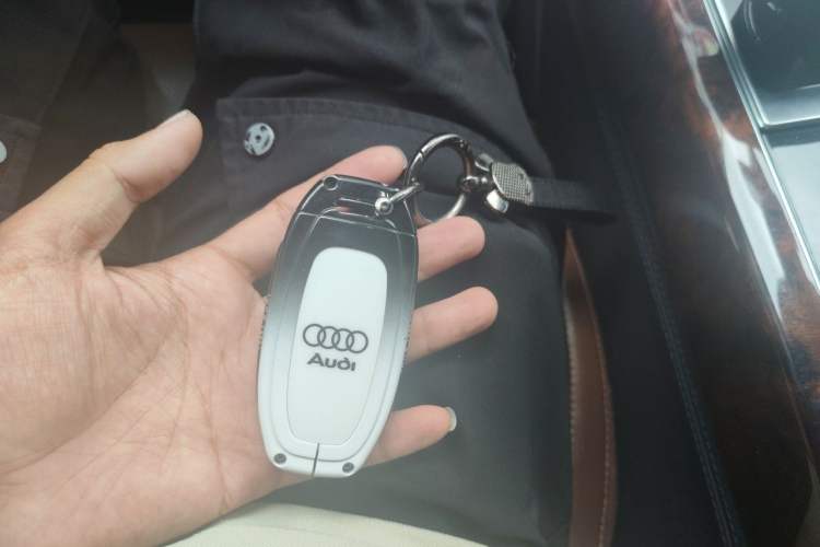 Used Audi A8 2013 A8L 50 TFSI quattro Prestige Edition Vehicle Key