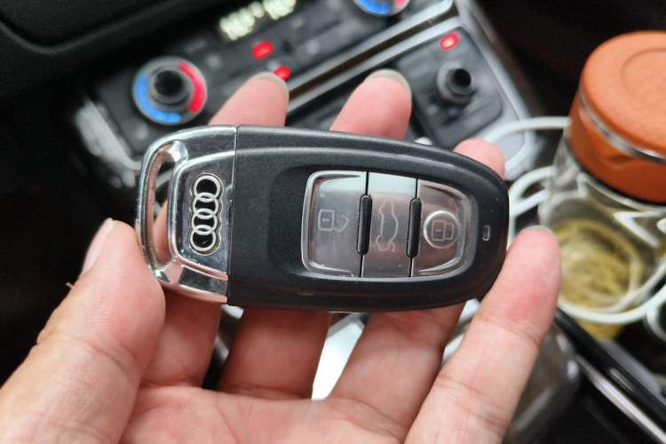 Used Audi A8 2013 A8L 30 FSI Comfort Model Vehicle Key