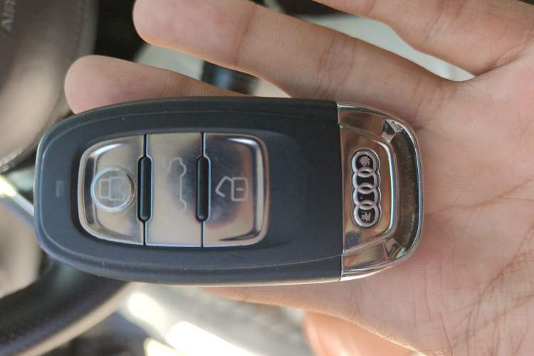 Used Audi A8 2013 A8L 45 TFSI quattro Luxury Model Vehicle Key
