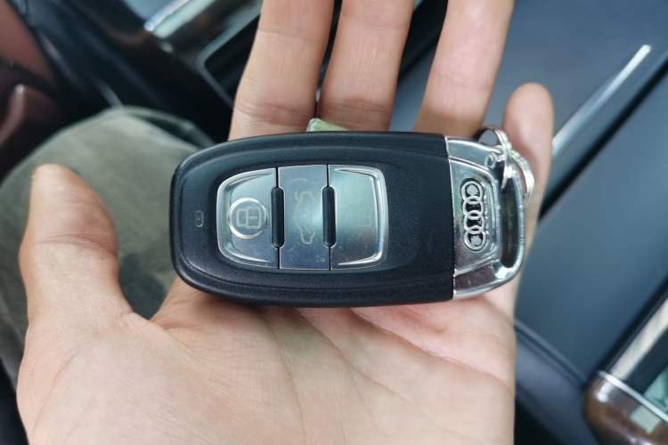 Used Audi A8 2013 A8L 50 TFSI quattro Prestige Edition Vehicle Key