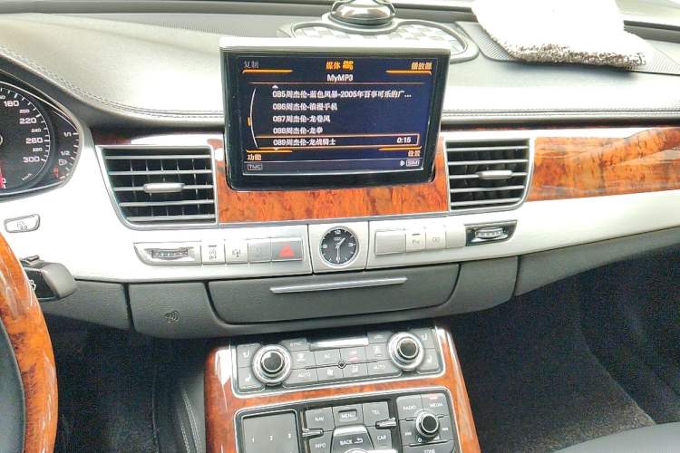 Used Audi A8 2013 A8L 45 TFSI quattro Luxury Model Audio And AC Panel