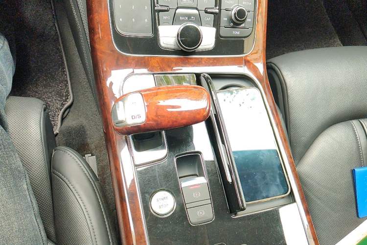 Used Audi A8 2013 A8L 45 TFSI quattro Luxury Model Gear Lever