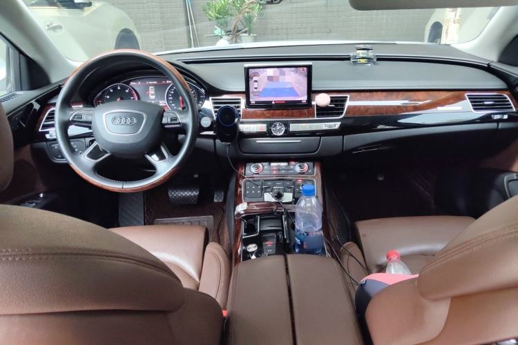 Used Audi A8 2013 A8L 45 TFSI quattro Comfort model Center Console