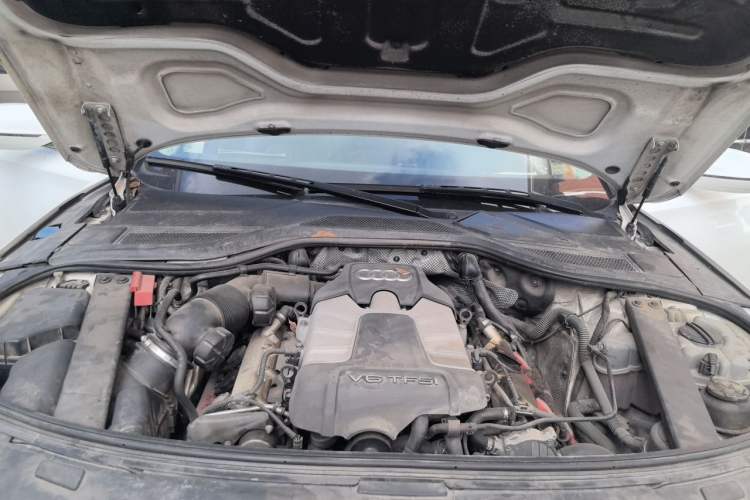Used Audi A8 2013 A8L 45 TFSI quattro Exclusive Edition Engine Bay