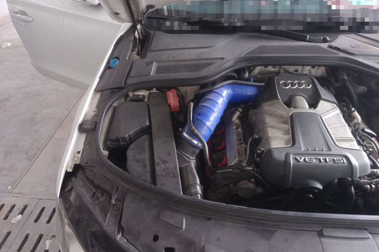 Used Audi A8 2013 A8L 45 TFSI quattro Comfort model Engine Bay Right