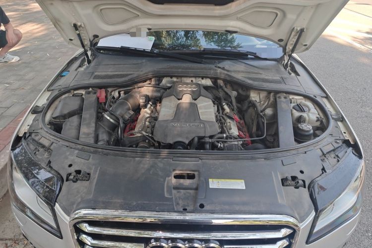 Used Audi A8 2013 A8L 45 TFSI quattro Comfort model Engine Bay