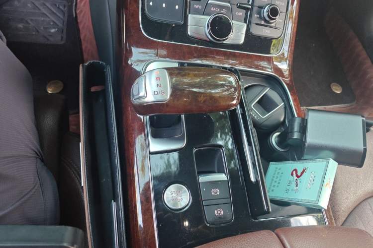 Used Audi A8 2013 A8L 45 TFSI quattro Comfort model Gear Lever