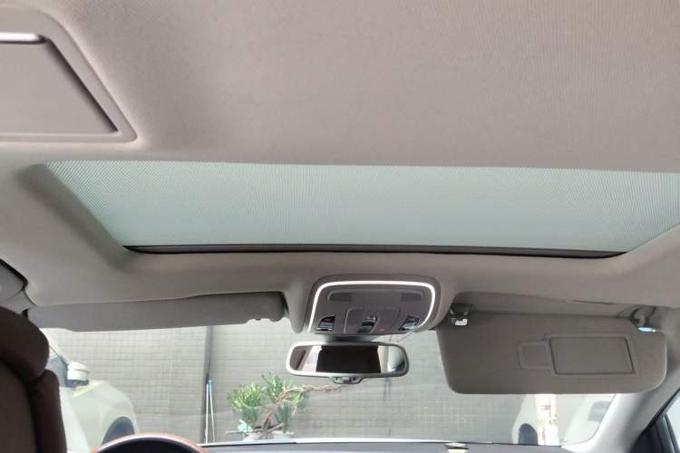 Used Audi A8 2013 A8L 45 TFSI quattro Comfort model Headliner