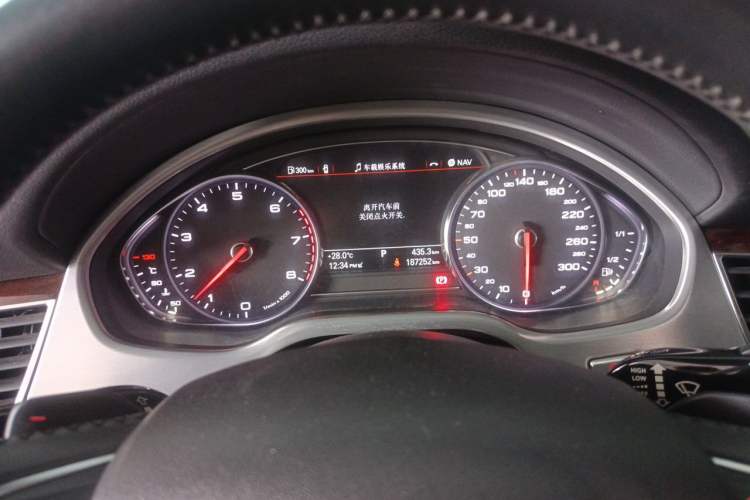 Used Audi A8 2013 A8L 45 TFSI quattro Comfort model Instrument Cluster