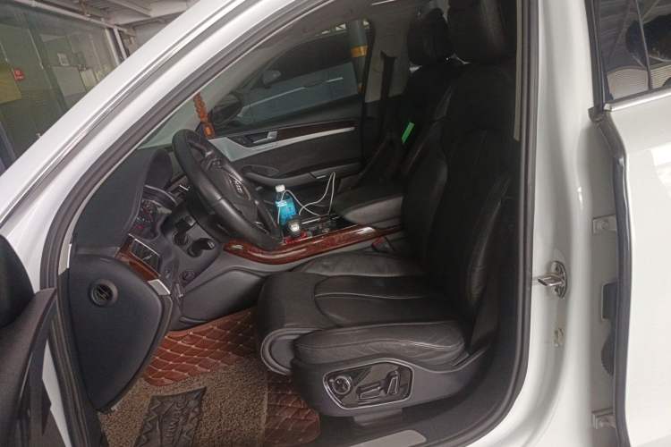 Used Audi A8 2013 A8L 45 TFSI quattro Comfort model Left Front Seat