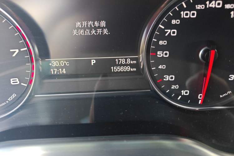 Used Audi A8 2013 A8L 45 TFSI quattro Comfort model Odometer Close Up