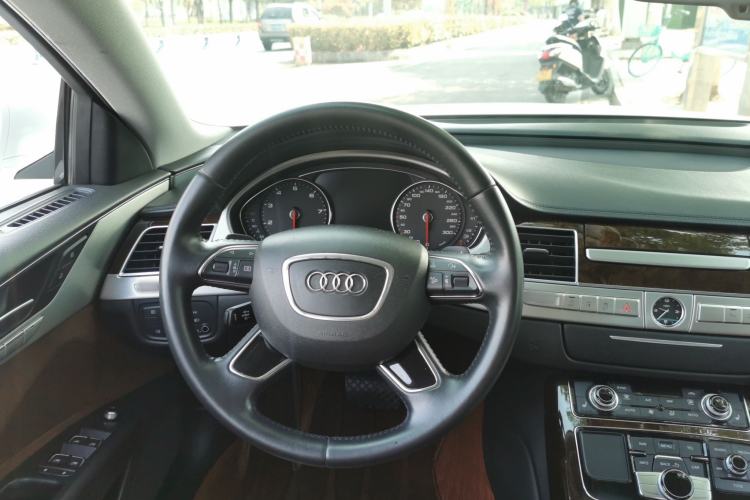 Used Audi A8 2013 A8L 45 TFSI quattro Exclusive Edition Steering Wheel