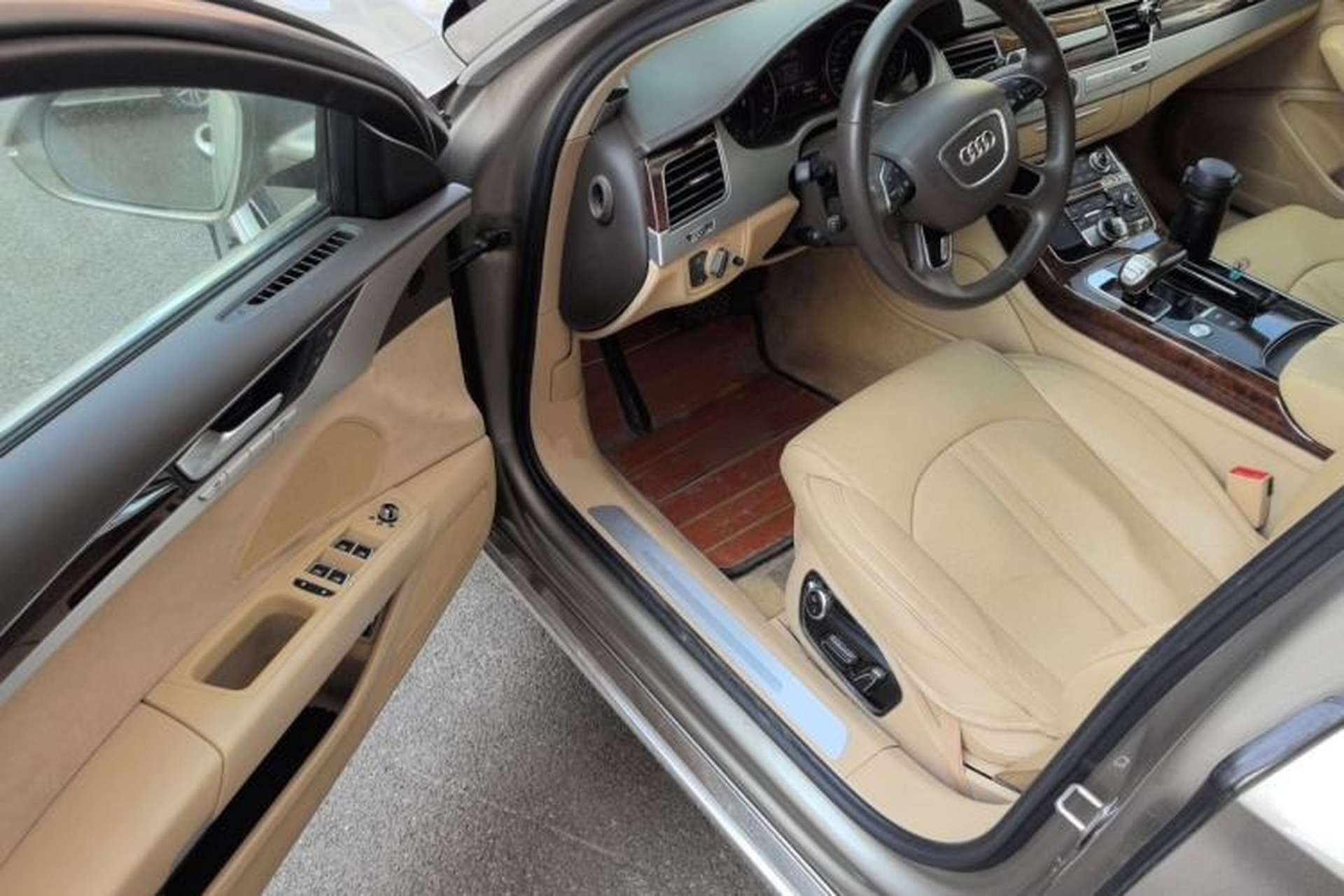 Used Audi A8 2013 A8L 45 TFSI quattro Comfort model Driver Seat