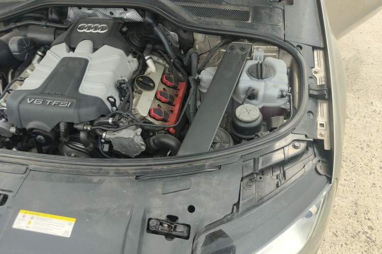 Used Audi A8 2013 A8L 45 TFSI quattro Comfort model Engine Bay Left