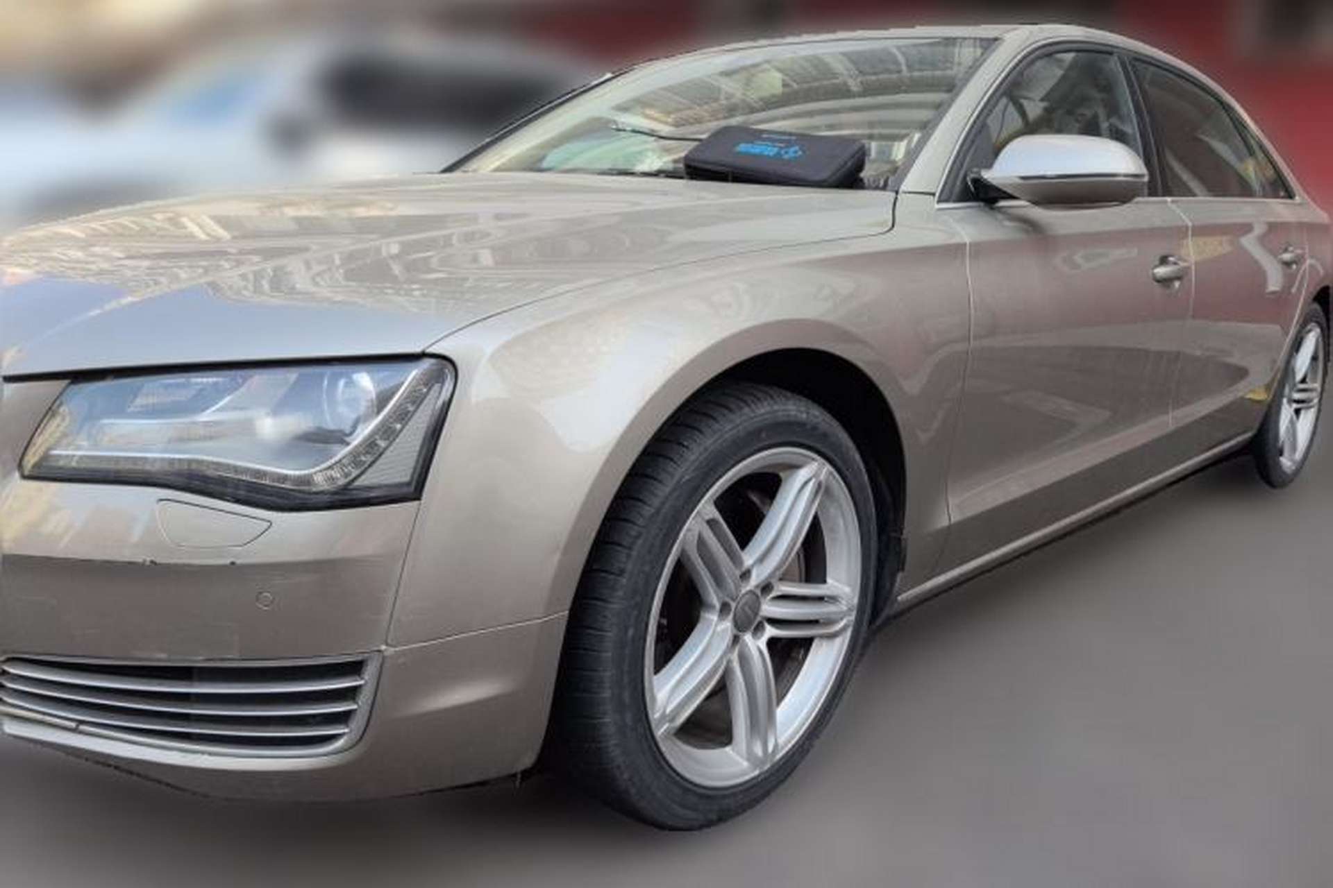 Used Audi A8 2013 A8L 45 TFSI quattro Comfort model Front Left 45 Deg