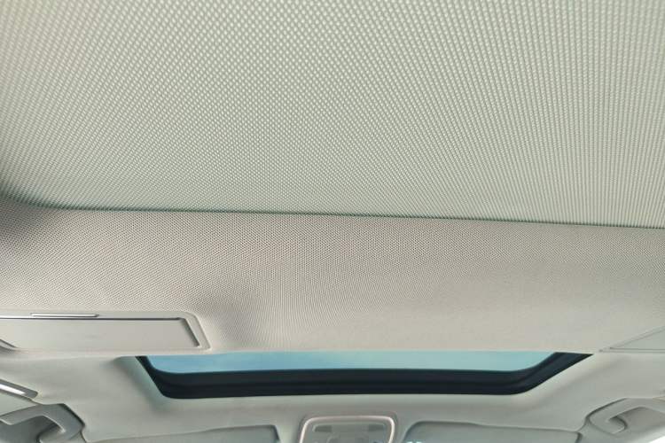 Used Audi A8 2013 A8L 45 TFSI quattro Comfort model Headliner