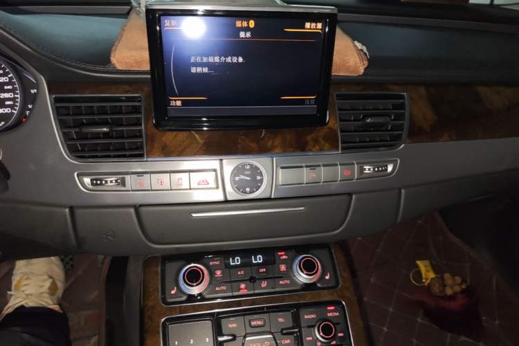 Used Audi A8 2014 A8L 45 TFSI quattro Comfort model Audio And AC Panel