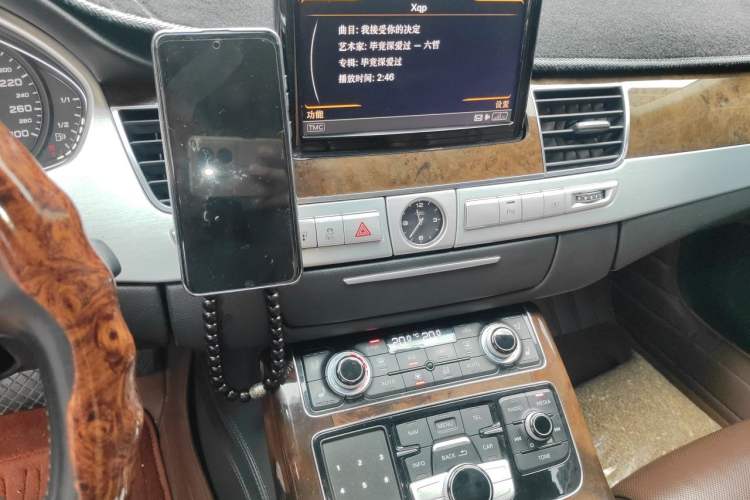 Used Audi A8 2014 A8L 45 TFSI quattro Comfort model Audio And AC Panel