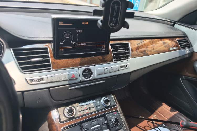 Used Audi A8 2014 A8L 45 TFSI quattro Comfort model Audio And AC Panel