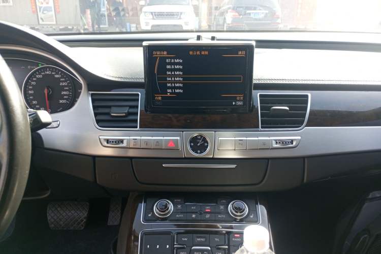 Used Audi A8 2014 A8L 45 TFSI quattro Comfort model Audio And AC Panel