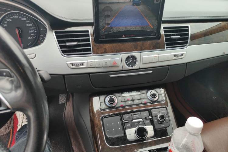 Used Audi A8 2014 A8L 45 TFSI quattro Comfort model Audio And AC Panel