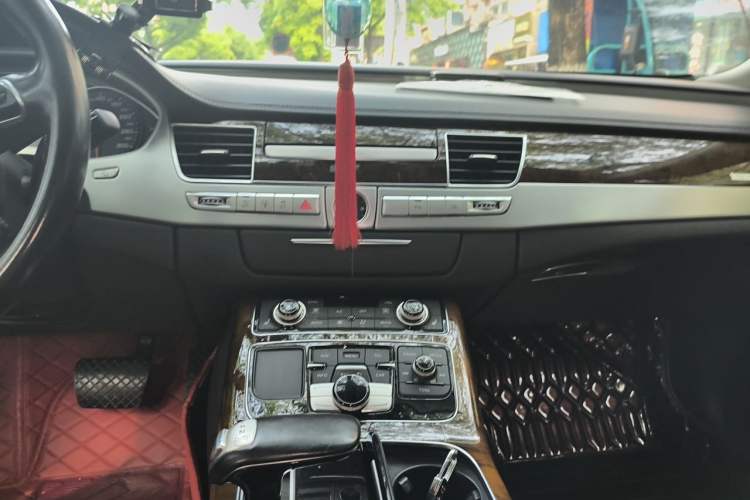 Used Audi A8 2014 A8L 45 TFSI quattro Comfort model Audio And AC Panel