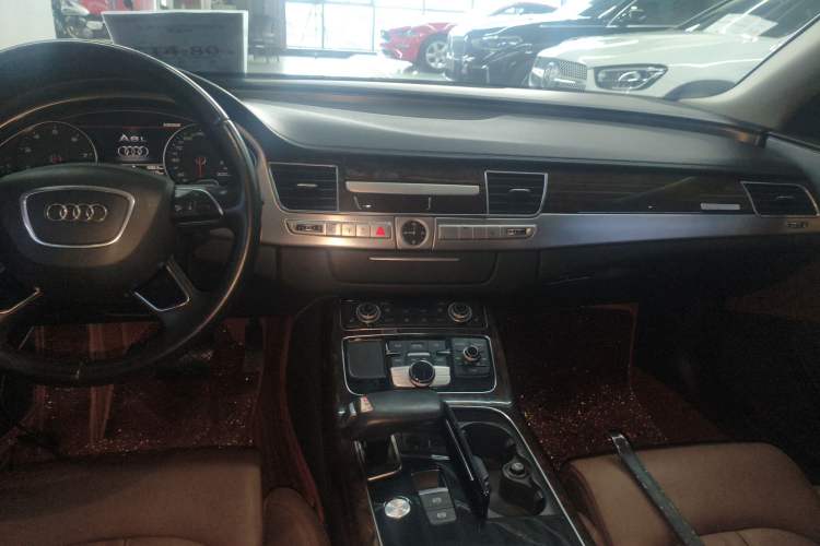 Used Audi A8 2014 A8L 45 TFSI quattro Comfort model Audio And AC Panel