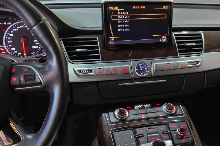 Used Audi A8 2014 A8L 45 TFSI quattro Comfort model Audio And AC Panel