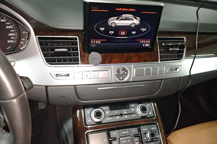 Used Audi A8 2014 A8L 45 TFSI quattro Luxury Model Audio And AC Panel