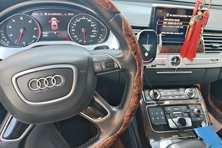 Used Audi A8 2014 A8L 45 TFSI quattro Luxury Model Center Console