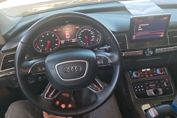 Used Audi A8 2014 A8L 45 TFSI quattro Luxury Model Center Console