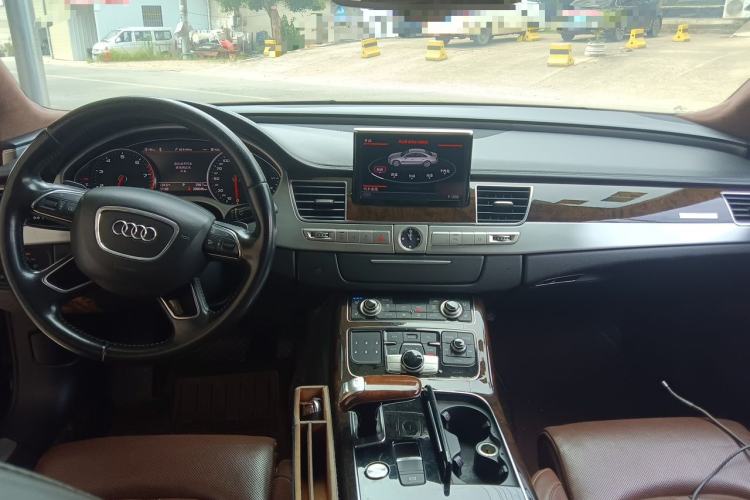 Used Audi A8 2014 A8L 45 TFSI quattro Luxury Model Center Console