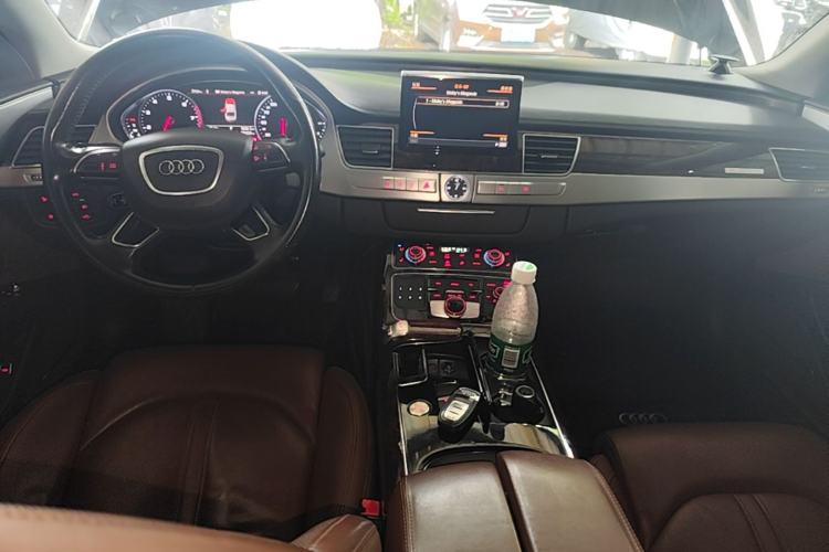 Used Audi A8 2014 A8L 45 TFSI quattro Luxury Model Center Console