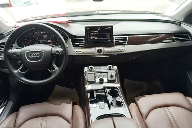 Used Audi A8 2014 A8L 45 TFSI quattro Comfort model Center Console