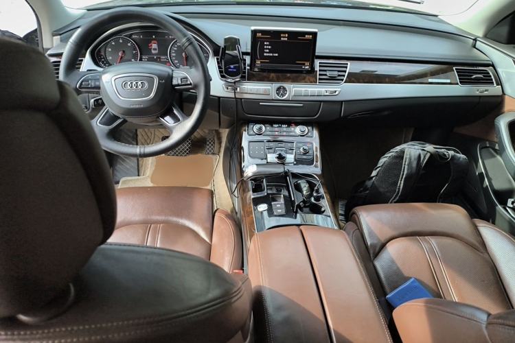 Used Audi A8 2014 A8L 45 TFSI quattro Luxury Model Center Console