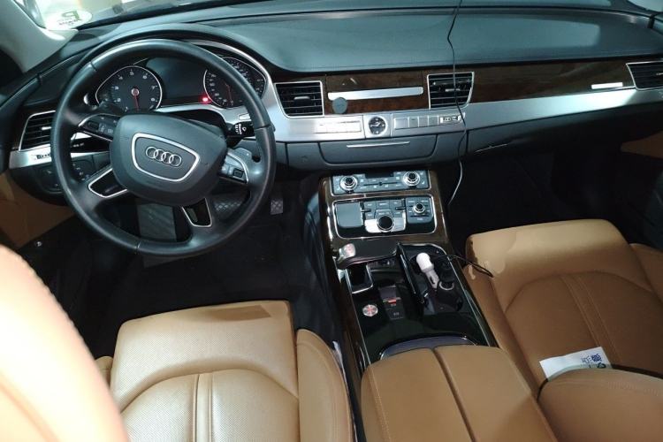 Used Audi A8 2014 A8L 45 TFSI quattro Luxury Model Center Console