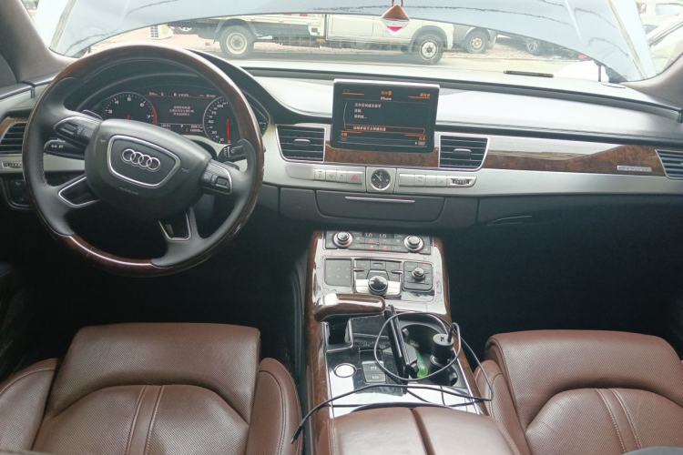 Used Audi A8 2014 A8L 45 TFSI quattro Luxury Model Center Console