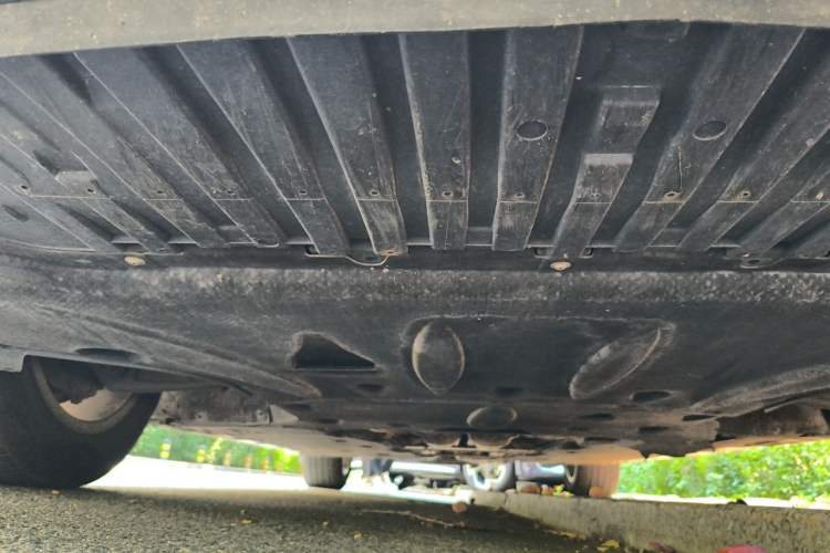 Used Audi A8 2014 A8L 45 TFSI quattro Comfort model Chassis Front