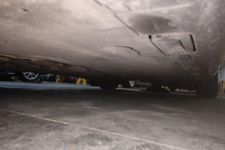 Used Audi A8 2014 A8L 45 TFSI quattro Comfort model Chassis Front Left