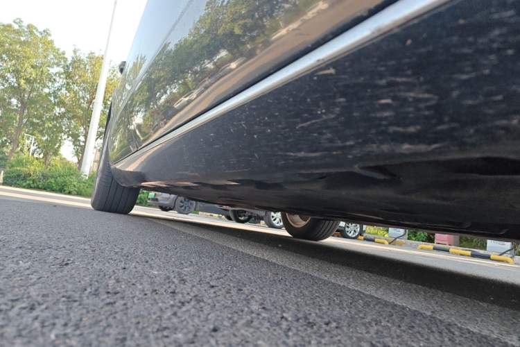 Used Audi A8 2014 A8L 45 TFSI quattro Comfort model Chassis Front Right