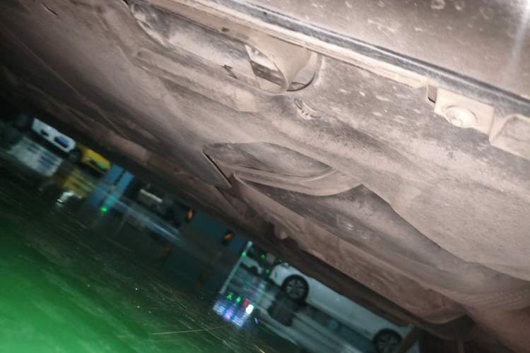 Used Audi A8 2014 A8L 45 TFSI quattro Comfort model Chassis Rear Left