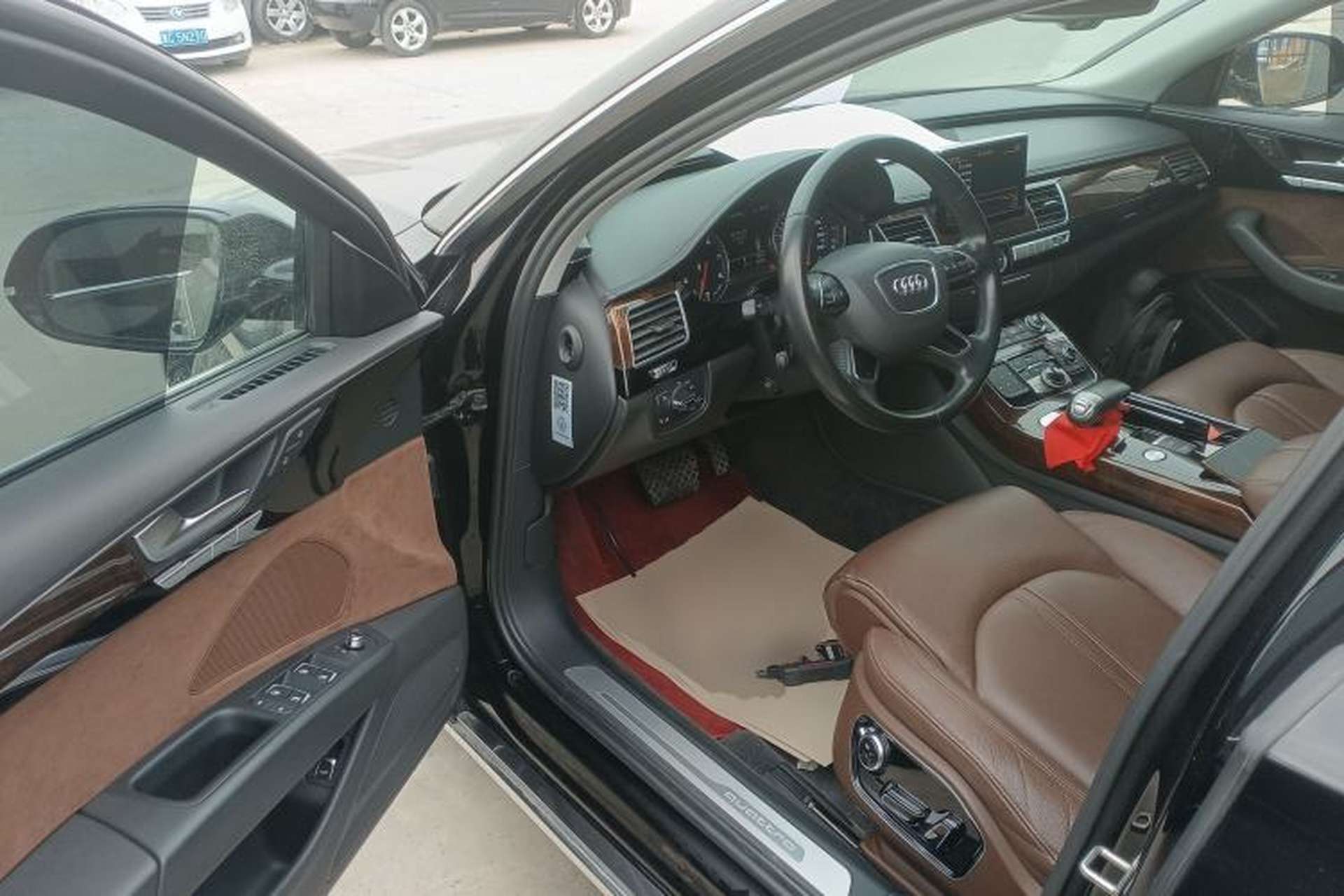 Used Audi A8 2014 A8L 45 TFSI quattro Comfort model Driver Seat
