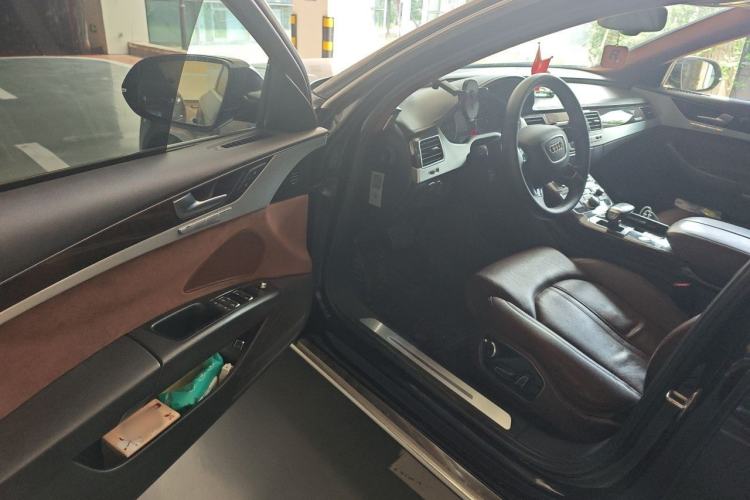 Used Audi A8 2014 A8L 45 TFSI quattro Comfort model Driver Seat
