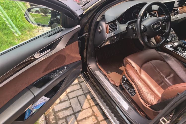 Used Audi A8 2014 A8L 45 TFSI quattro Comfort model Driver Seat